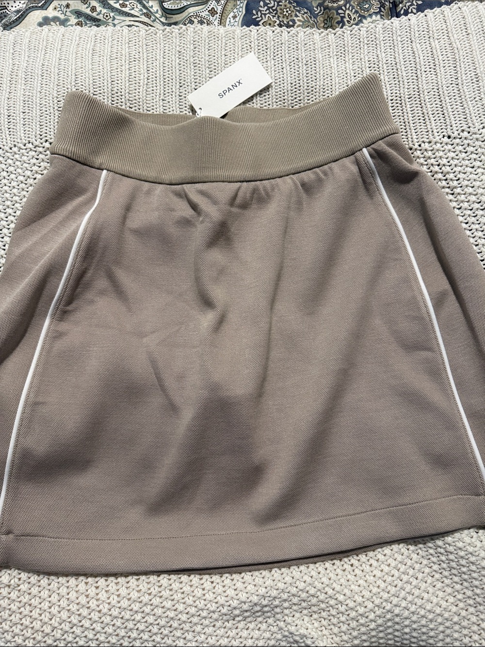 SPANX air essential pique Taupe Mini Skort with White Trim
